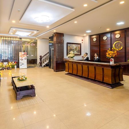 Baly Hotel Hue Exterior photo